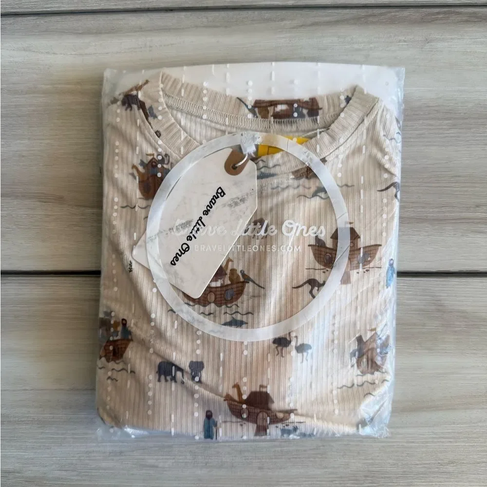 Brave Little Ones Noah's Ark Small Ribbed Two-Piece Set Tan 3T NWT